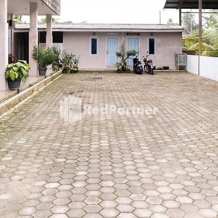 Pondok Kelapa Homestay Lampung Mitra Reddoorz Bandar Lampung Exterior photo