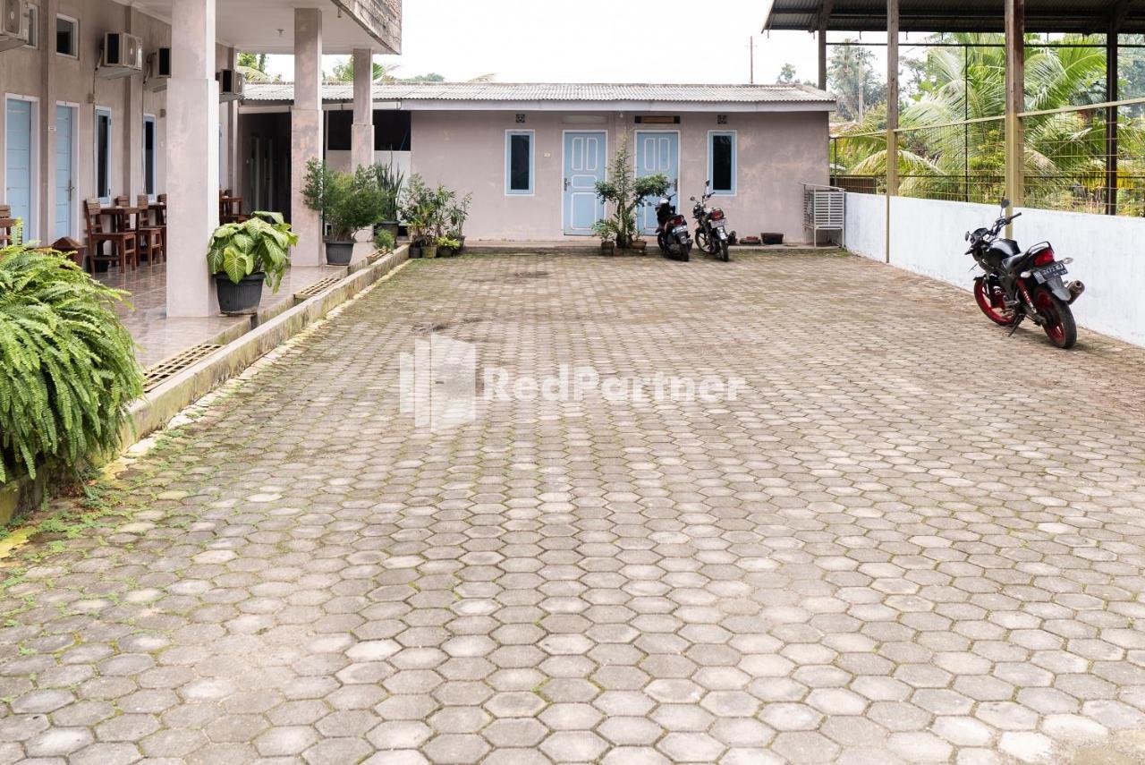 Pondok Kelapa Homestay Lampung Mitra Reddoorz Bandar Lampung Exterior photo